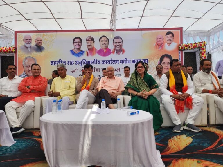 चर्चा पीथमपुर के शासकीय कार्यक्रम की …जहां जमकर हुई सियासत