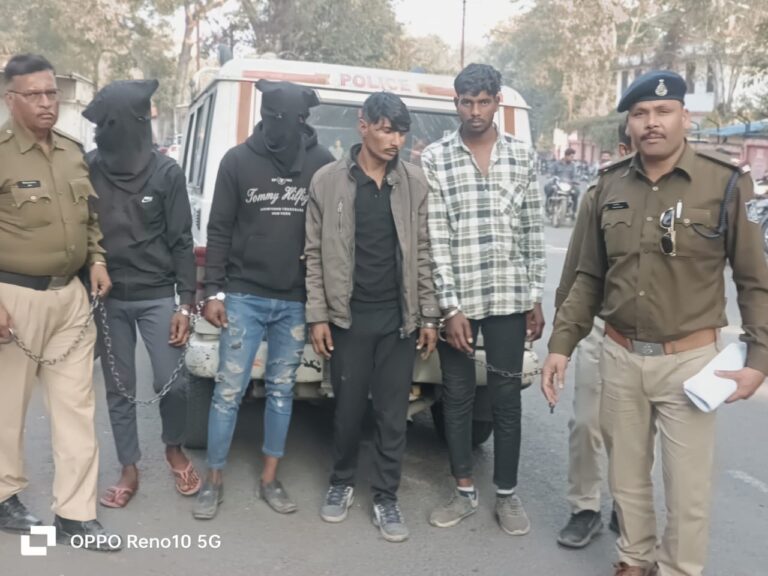 दूध व्यापारी से 2 लाख की लूट का पुलिस ने 24 घंटे में किया खुलासा, ड्राइवर-हेल्पर ही निकले मास्टरमाइंड
