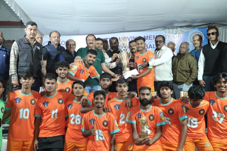 मेमोरियल फुटबॉल कप का खिताब नैशनल फुटबॉल क्लब महू ने किया अपने नाम