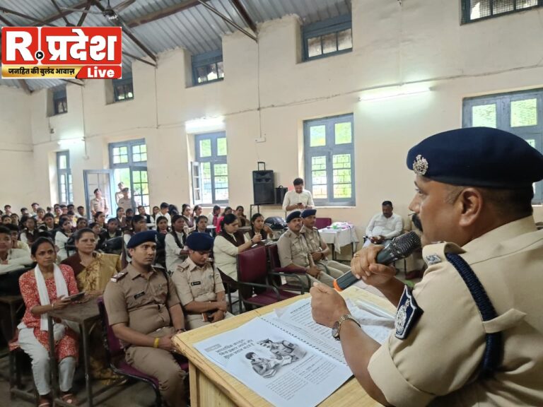 सृजन संवाद कार्यक्रम का शुभारंभ, महू में आयोजित हुई कार्यशाला